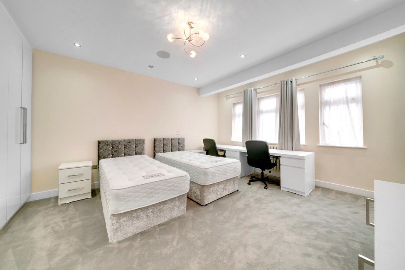 Images for Saddlescombe Way, London EAID:6a0eb5e1f7ec2ab39e5f31507930d009 BID:1