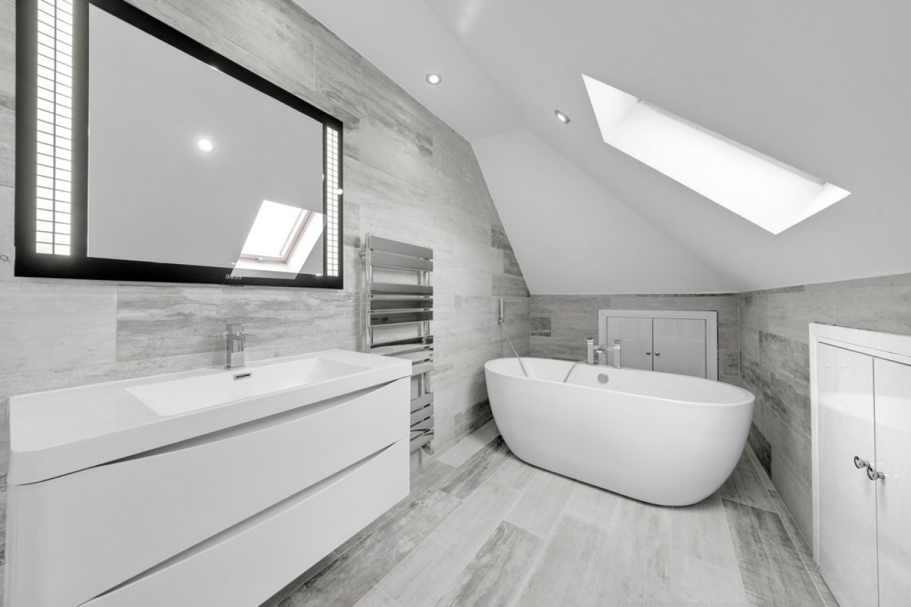 Images for Saddlescombe Way, London EAID:6a0eb5e1f7ec2ab39e5f31507930d009 BID:1