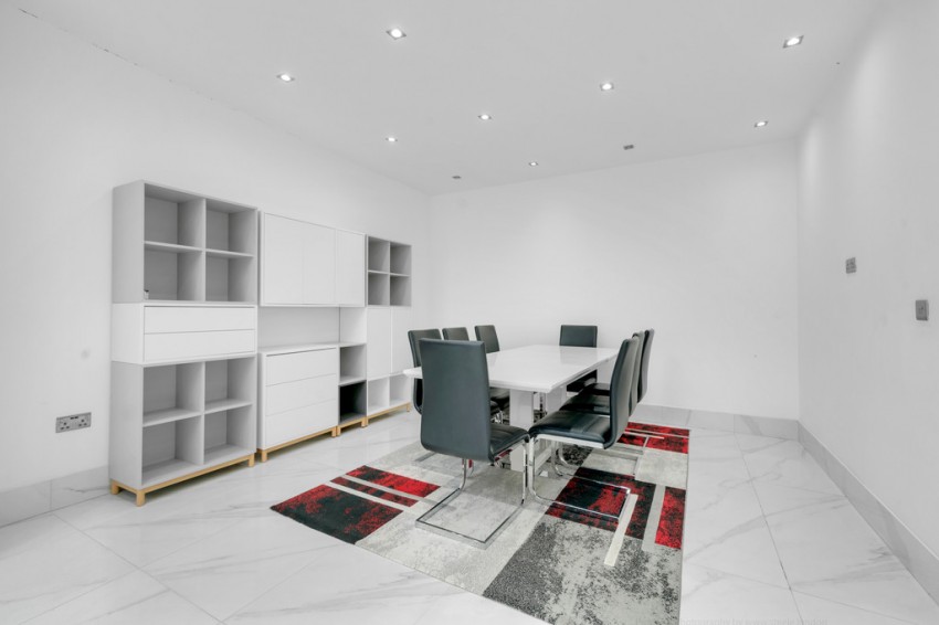 Images for Saddlescombe Way, London