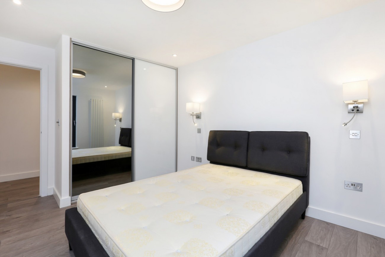 Images for Commercial Road, Whitechapel, London EAID:6a0eb5e1f7ec2ab39e5f31507930d009 BID:1