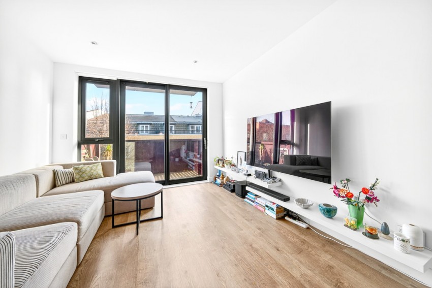 Images for Bovet Court, Harford Street, Stpeney, London