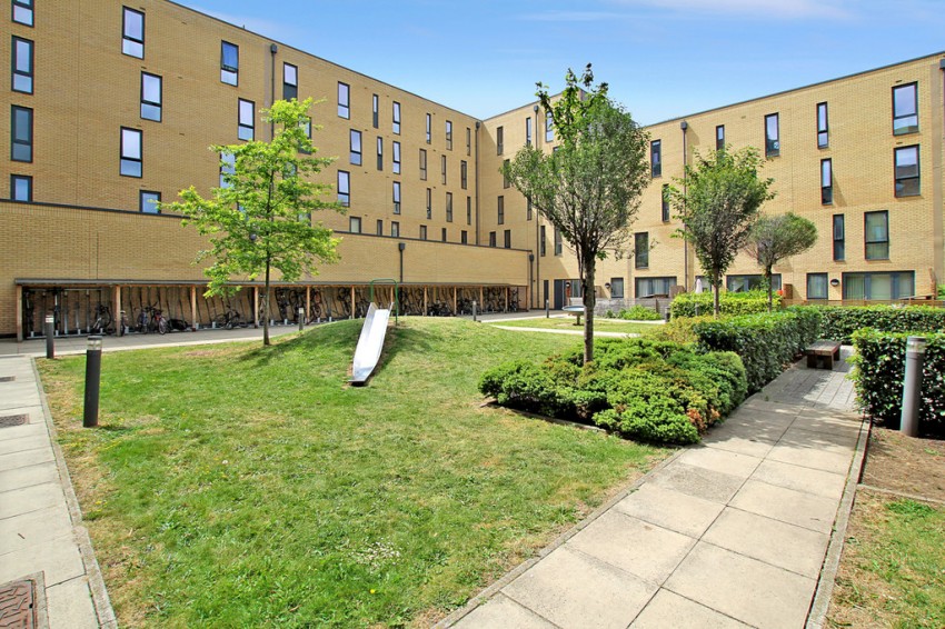 Images for Bovet Court, Harford Street, Stpeney, London