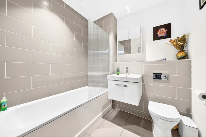 Images for Bovet Court, Harford Street, Stpeney, London